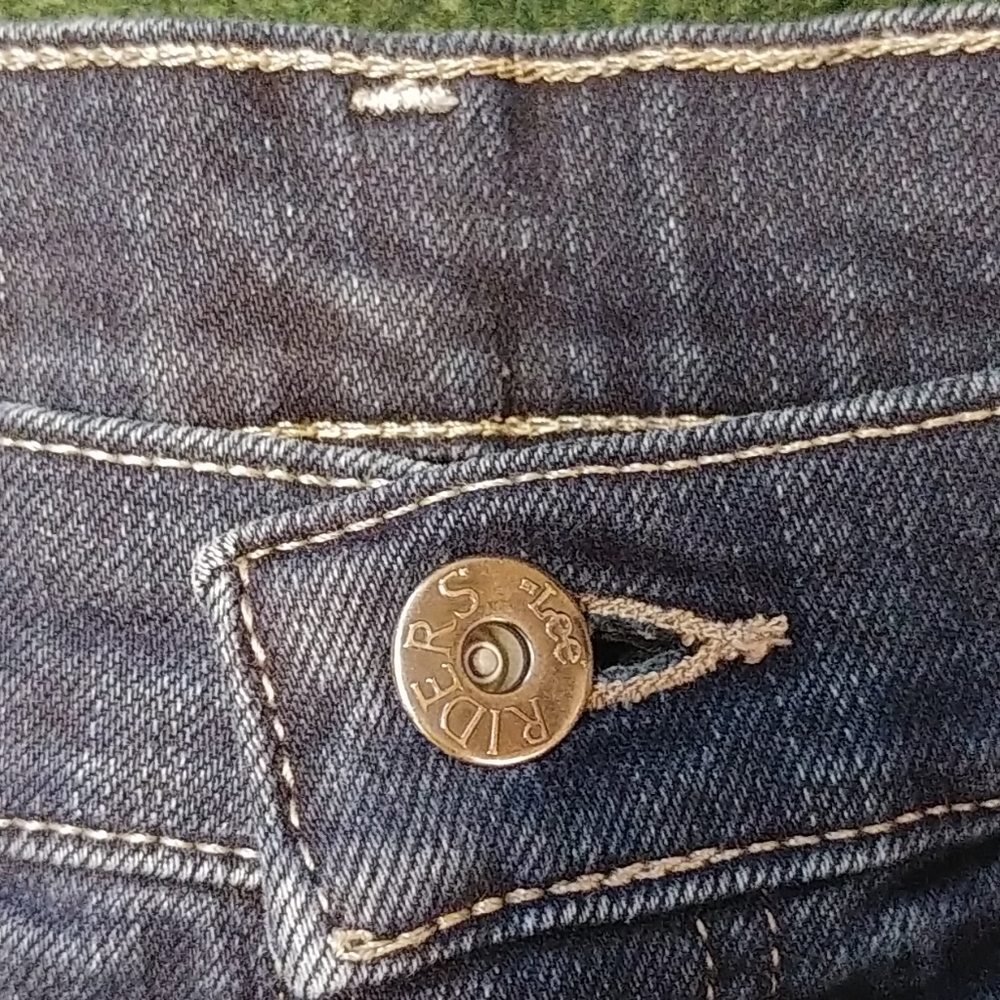Lee Riders Jeans - Picture 2 of 6